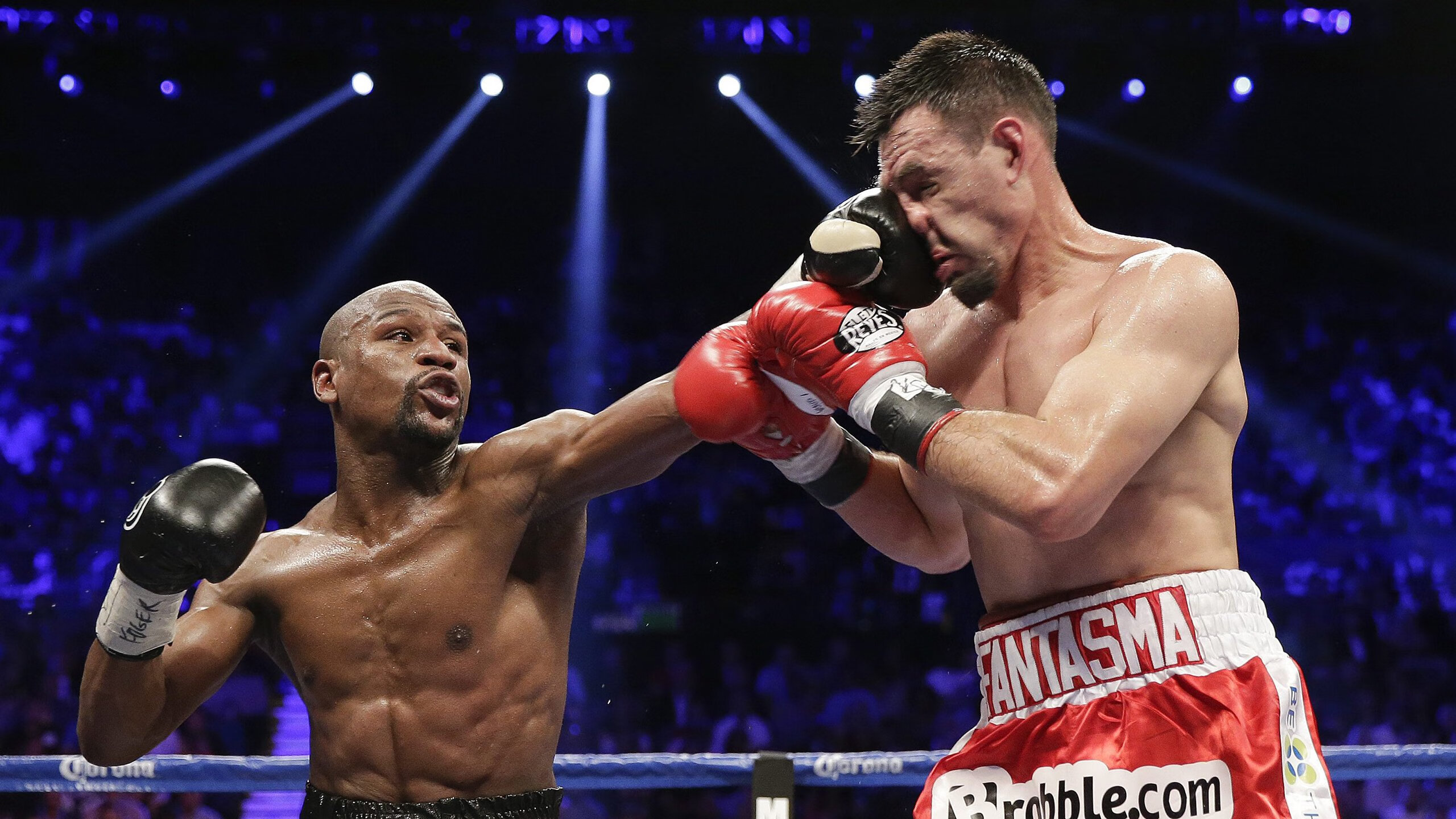 丹·卡特：突破传统踢球模式，引领全黑队的新攻势，丹.卡特